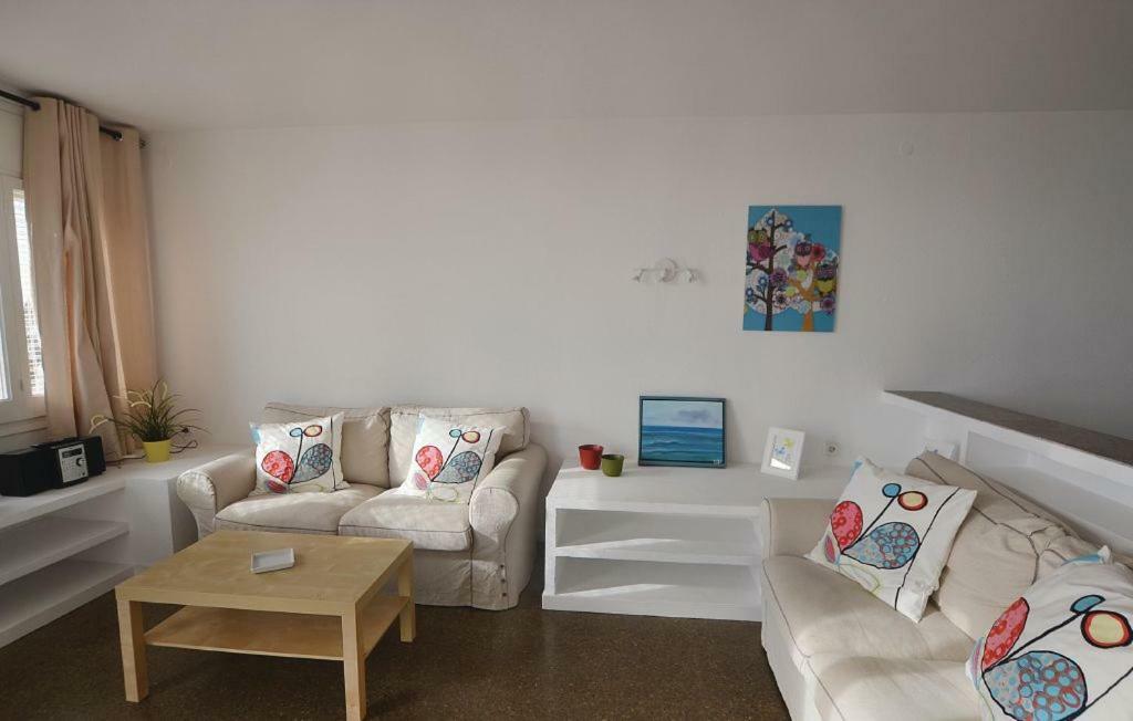 Duplex En Frente De La Playa Al Lado De Barcelona Apartment Canet De Mar Luaran gambar